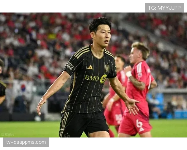 孙兴慜战术角色解析：全能表现与体系依赖性