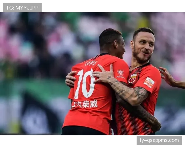 加维如何通过高强度跑动与覆盖压制对手中场组织核心？