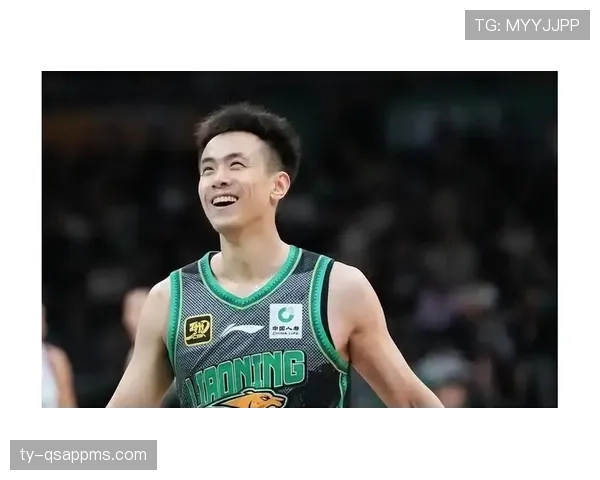 隔壁阿姨都在八卦赵继伟，球场像邻家小伙，卡里数字像企业老总